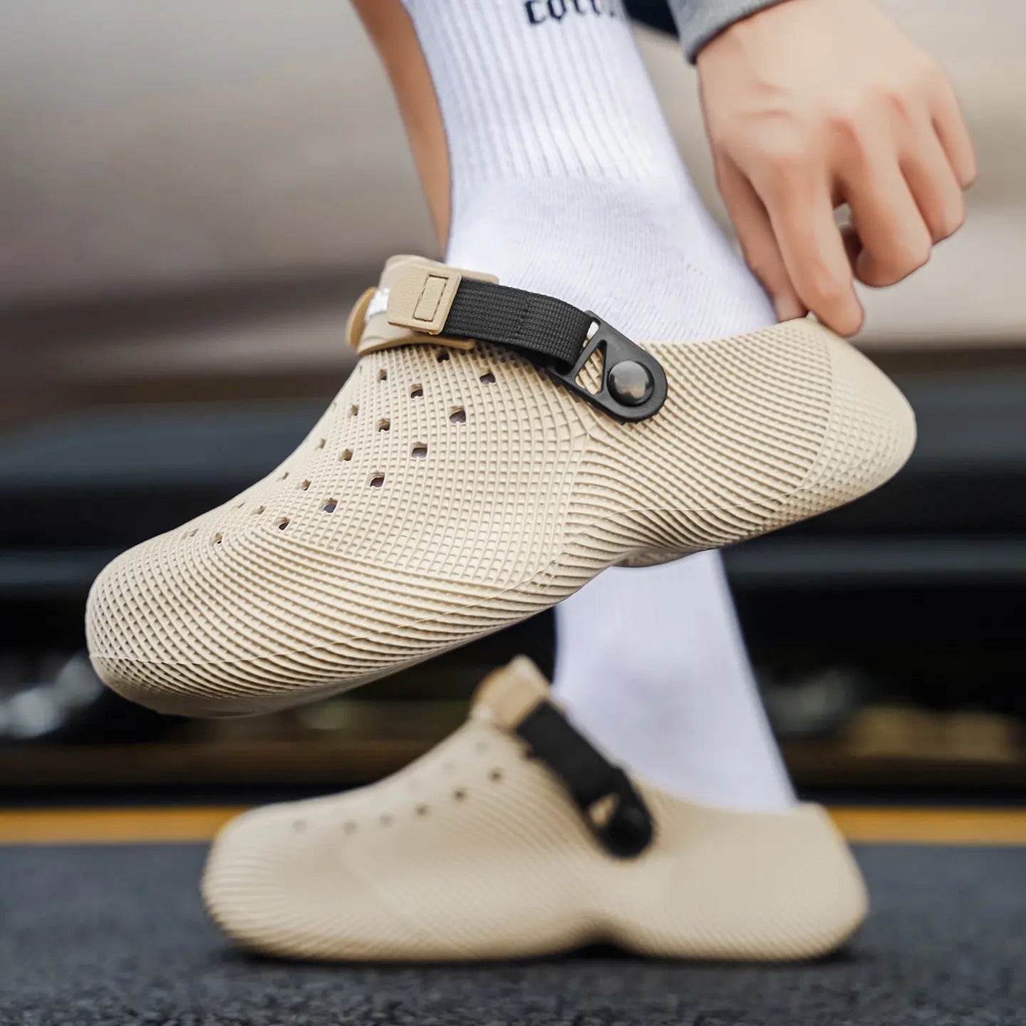 MIRANO | CloudStep Clogs